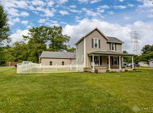 951 Ogden Rd, Springfield, OH 45503