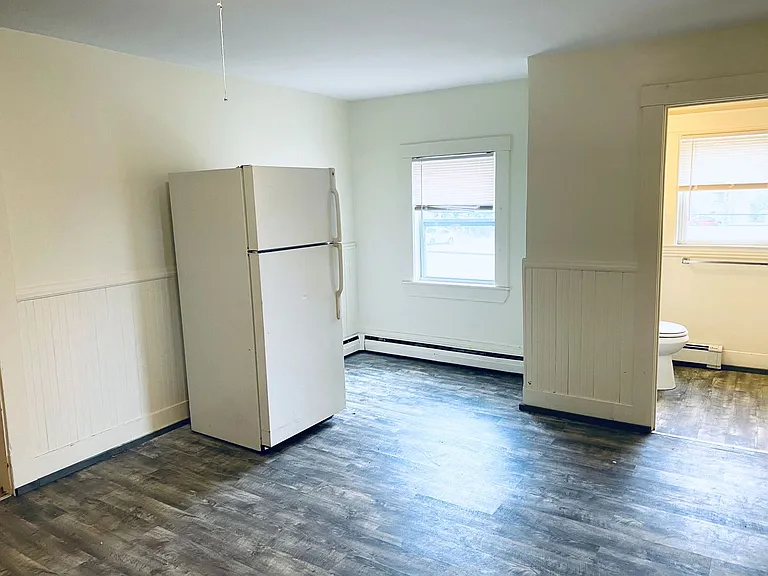 75 Washington St — Photo 13