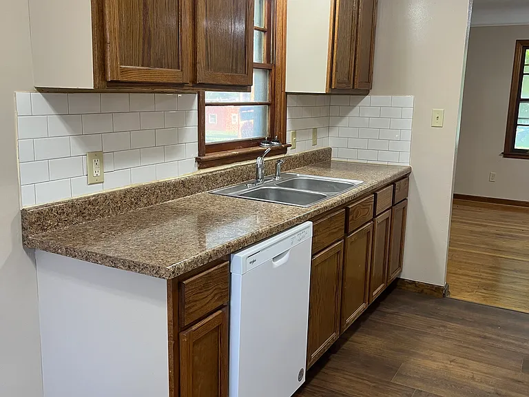 5201 Douglas Ave — Photo 14
