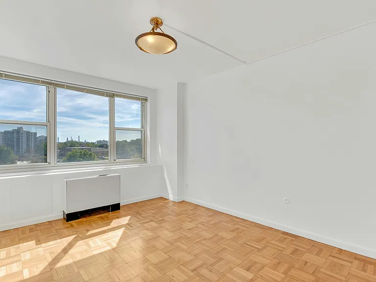 2000 Linwood Ave #7-K — Photo 17