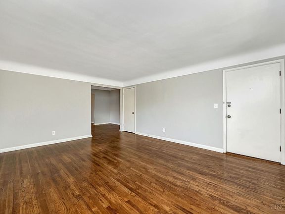 4th image of 5846 Robison Rd
