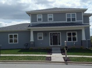 8101 Flagstone Dr, Madison, WI 53719