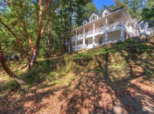 105 Bromley Dr, Eastsound, WA 98245