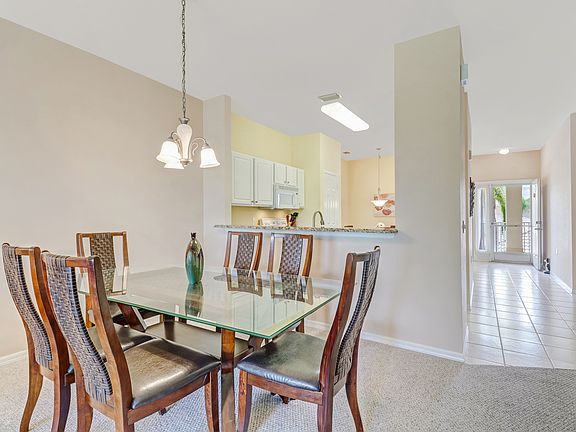 5th image of 3965 Bishopwood Ct E Unit 202