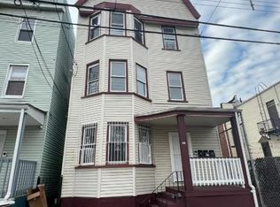421 S 10th St, Newark, NJ
