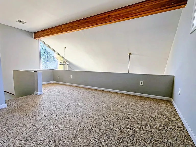 2104 Vacation Ln — Photo 19