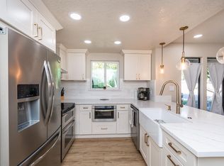 780 Parkhaven Way, Sacramento, CA 95831