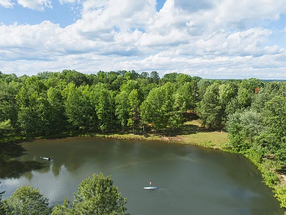 3rd image of 3125 Carolina Country Club Rd