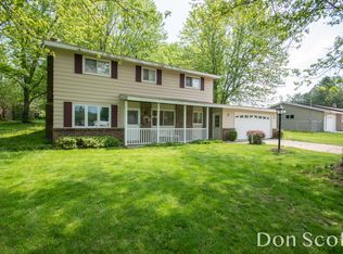 11738 8th Ave NW, Grand Rapids, MI 49534