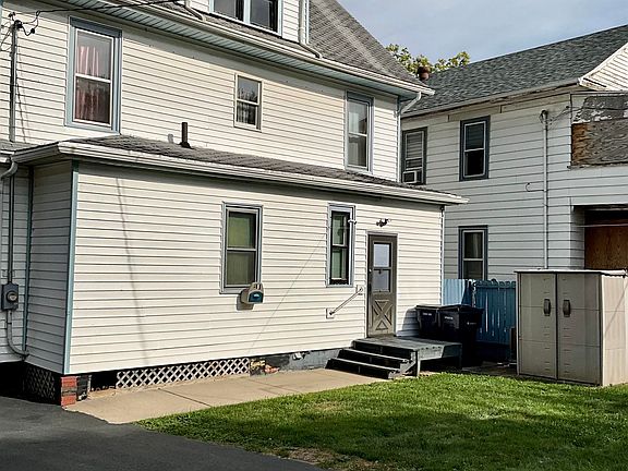 4th image of 108 S Academy St