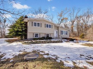 160 Andrews Rd, Lagrangeville, NY 12540