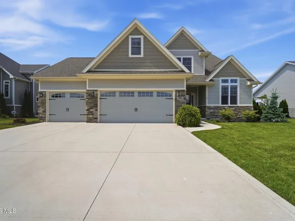 973 Heather Ct, Bowling Green, OH 43402