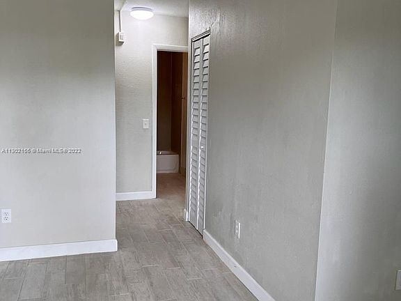 5th image of 601 S Flagler Ave APT 9