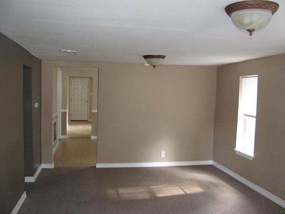 Entering LR from front door