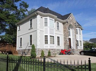 7106 Hickory Hill Rd, Falls Church, VA 22042