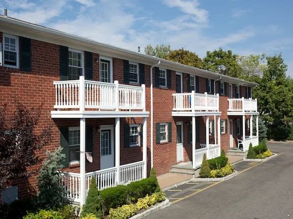 Fairfield South At Bay Shore, 53 S Clinton Ave #9cb49e563, Bay Shore, NY 11706