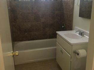 2535 Nebraska Ave APT A, South Gate, CA 90280