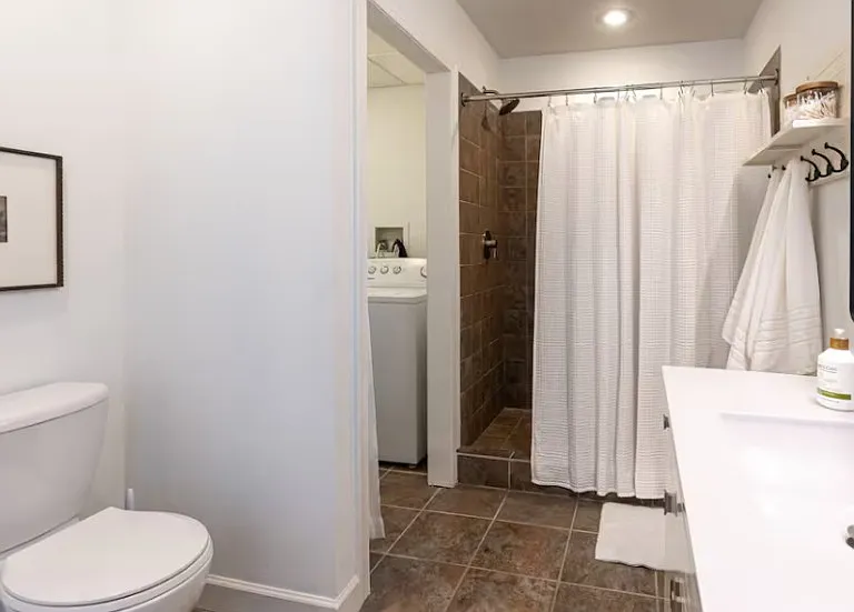 4577 N Wozniak Rd #1 — Photo 11
