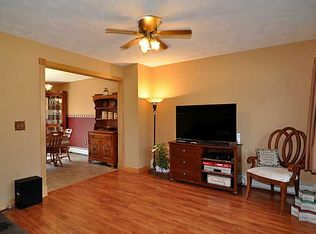 4 Old Hope Rd, Coventry, RI 02816