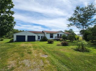 7430 Addison Rd, Masury, OH 44438