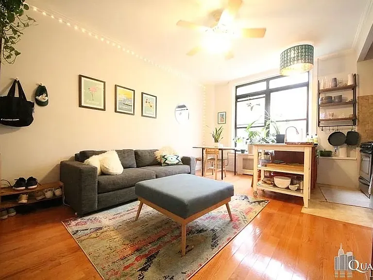 34 E 11th St #4B — Photo 1