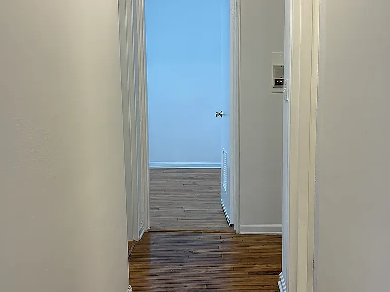 124 E 85th St #5R — Photo 8