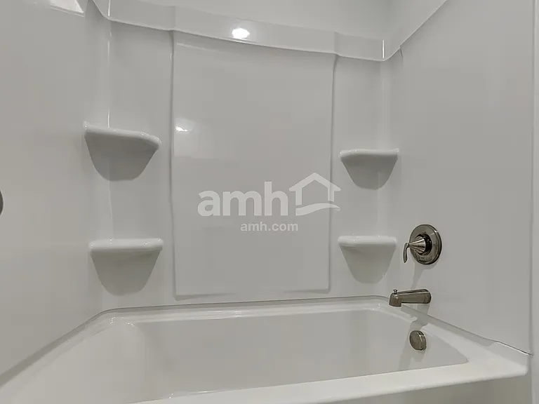 416 Armstrong Curv — Photo 17