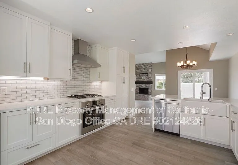 4612 Villas Dr — Photo 14