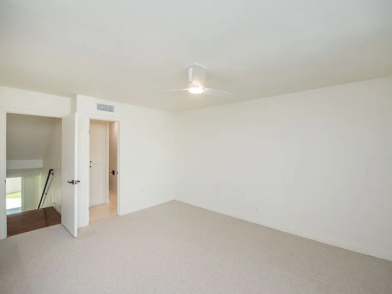 3299 Tempe Dr — Photo 28