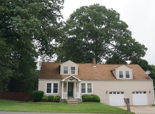 137 Brush Creek Rd, Irwin, PA 15642