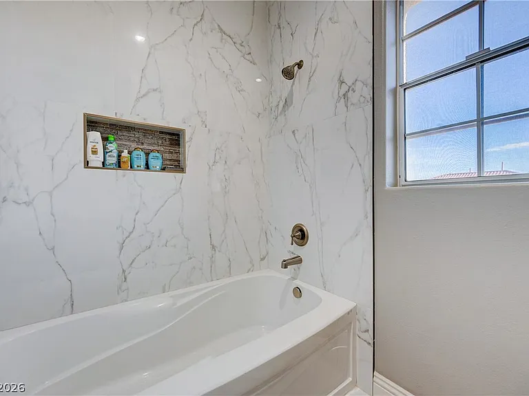 9738 Bear Trap Ct — Photo 38