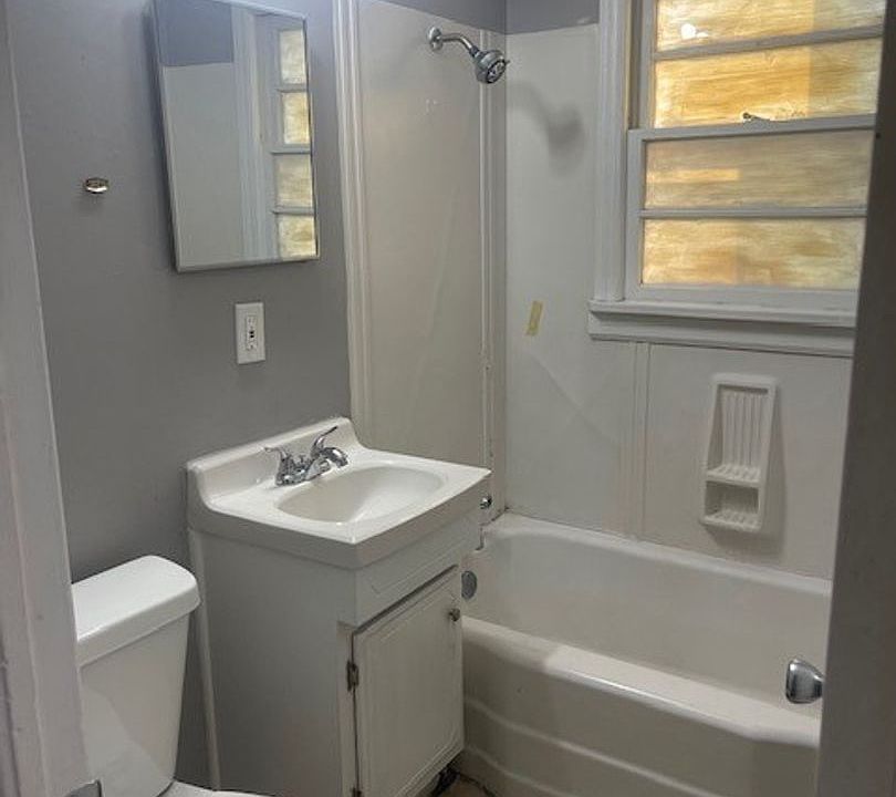1st image of 1107-1109 Harding St