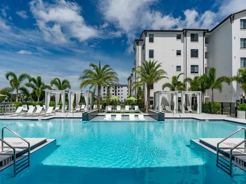 Resort Style Pool - The Point at Doral