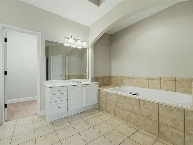 319 Creekbank Way SE — Photo 30
