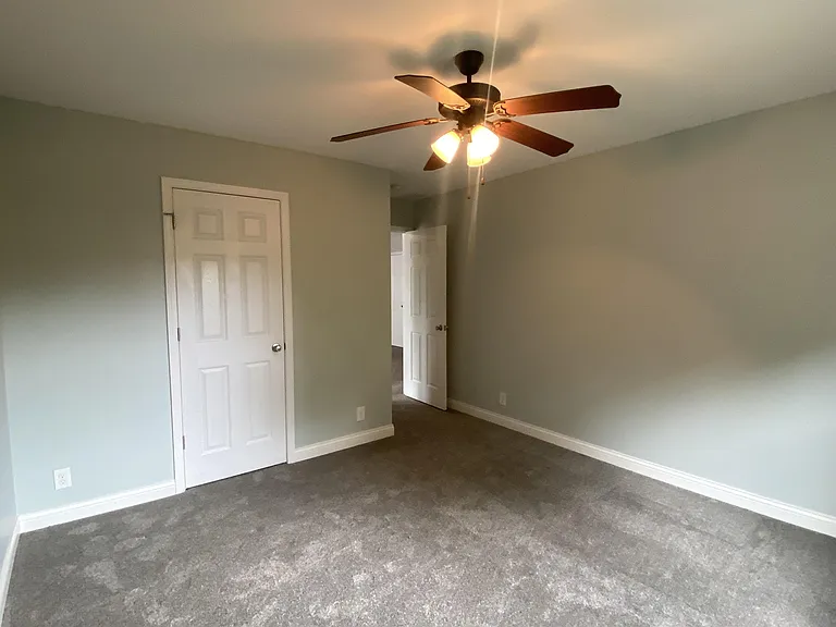355 Vineland Place Dr — Photo 23