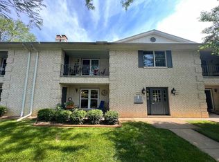 6608 Newburgh Rd, Evansville, IN 47715