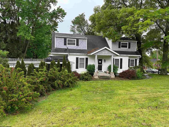 396 Laurel St, Morgantown, WV 26505