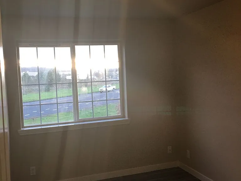 4486 Fergus Ave — Photo 11