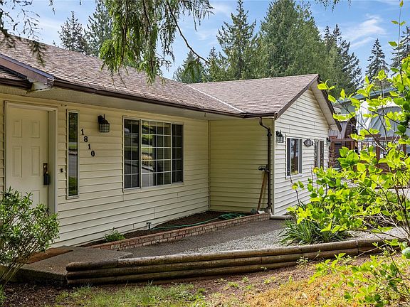 4th image of 1810 Extension Rd