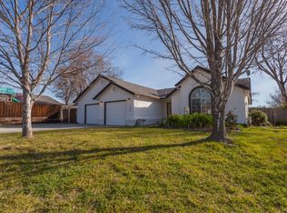 11555 Wales Ct, Redding, CA 96003
