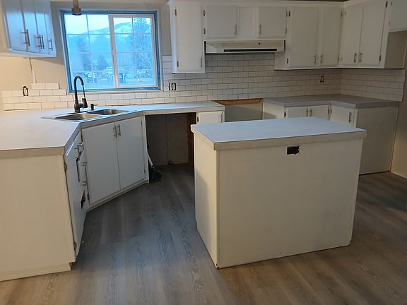 5th image of 5378 Buttercup Dr