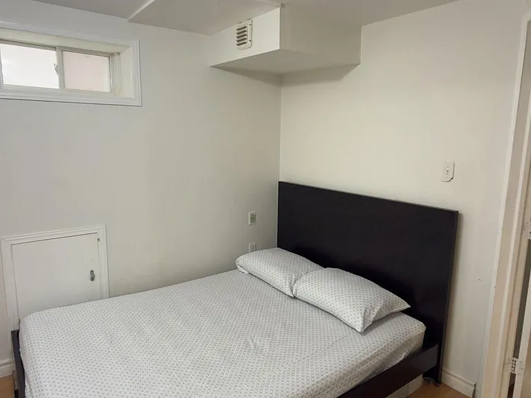 117 English Oak Dr #BASEMENT — Photo 7