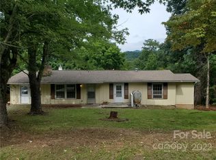 478 N Fork Rd, Black Mountain, NC 28711
