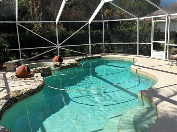 6198 SE Black Oak Ln, Stuart, FL 34997