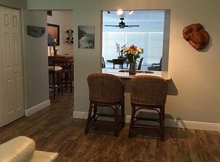 709 Neapolitan Way, Naples, FL 34103