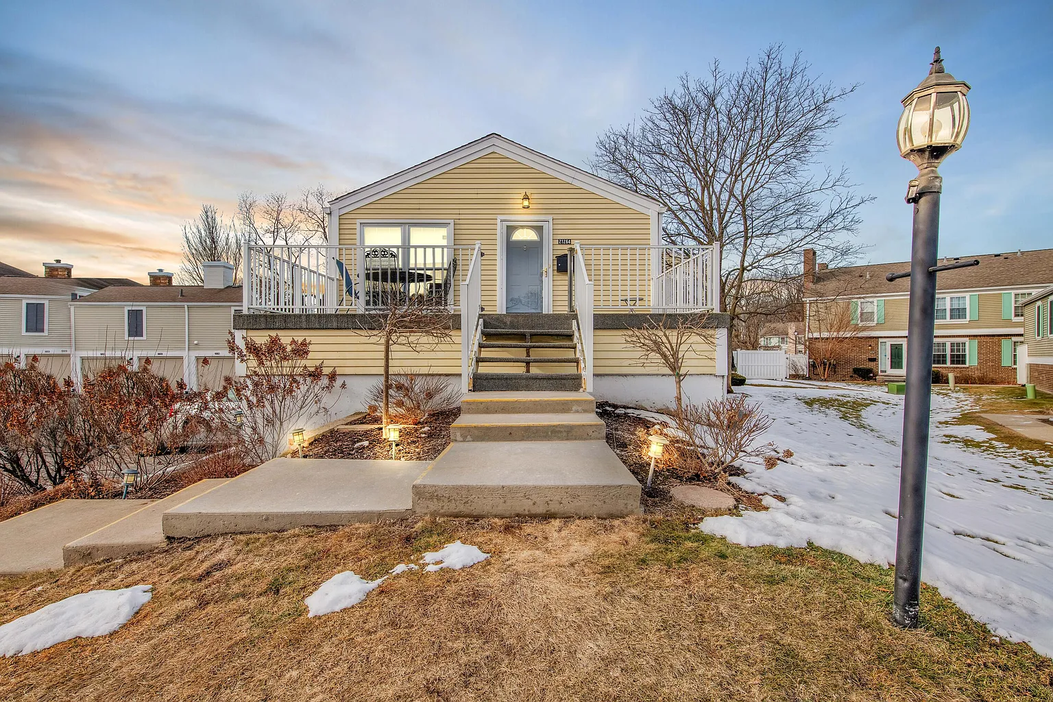 21264 E Glen Haven Cir photo 1