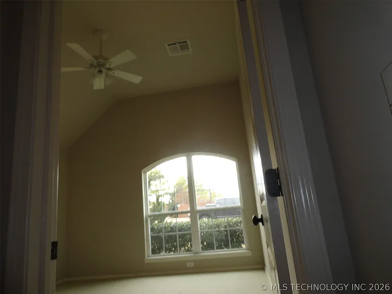 11017 S Lawrence St — Photo 20