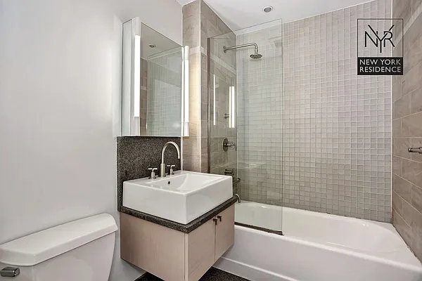 Rented by New York Residence | media 28