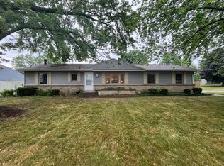 7252 Heatherwood Dr, Jenison, MI 49428