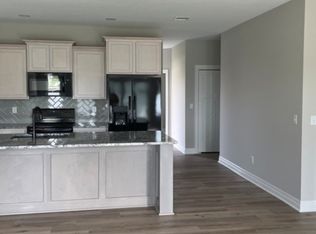 876 N Cloverleaf St #876, Goddard, KS 67052